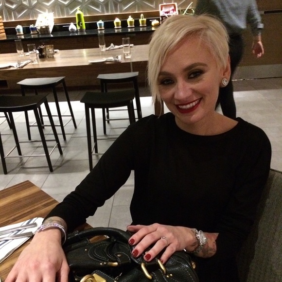 Meet your Posher, Tanja - Picture 2 of 2